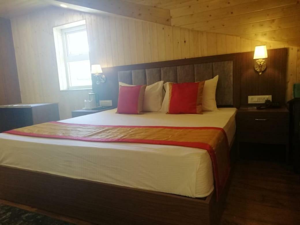 The Laurent And Banon Resorts Манали Экстерьер фото